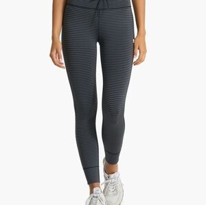 Vuori Daily Leggings, Navy Stripe, sz Medium
